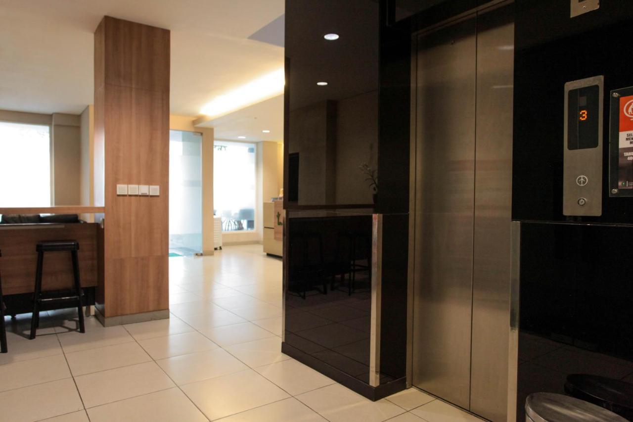Legreen Suite Kuningan Jacarta Exterior foto